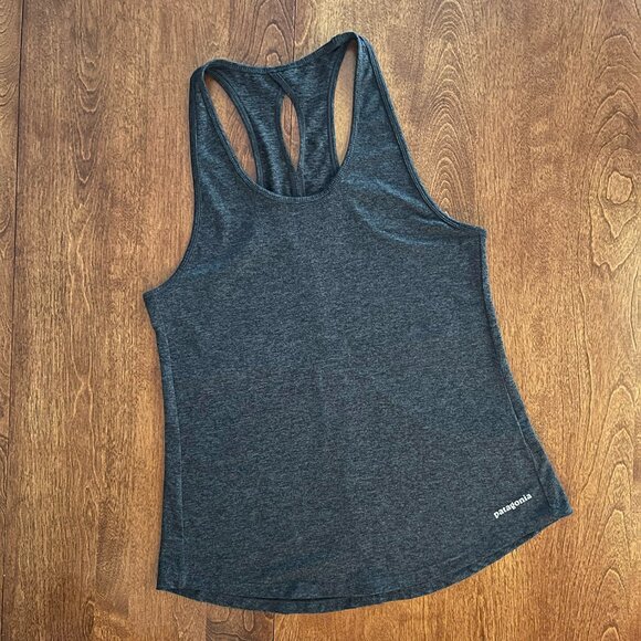 Patagonia Tops - Patagonia gray tank top M
